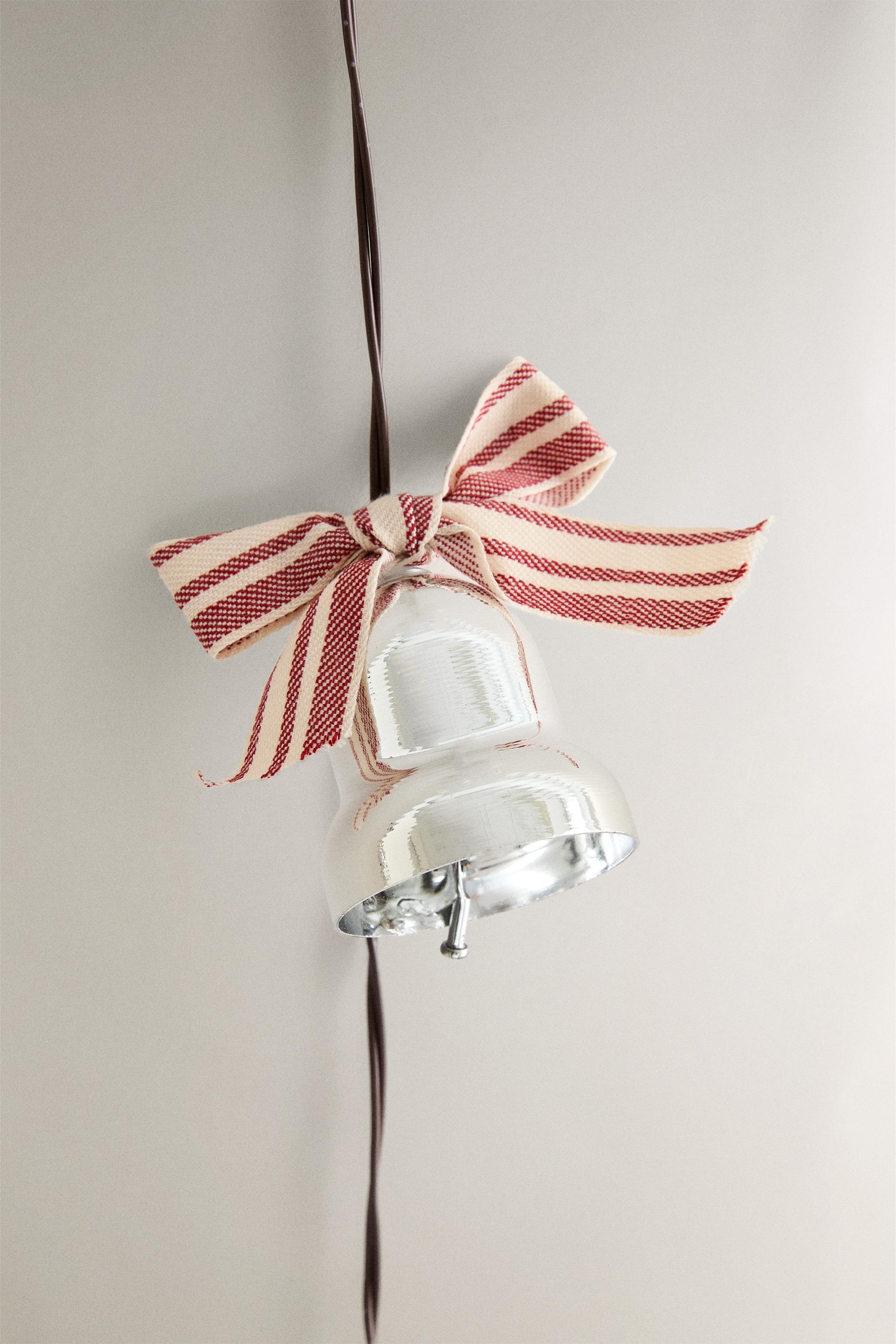 CHRISTMAS BELL LIGHT GARLAND